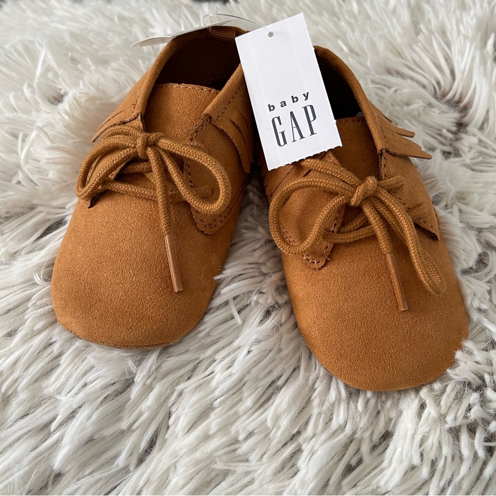 Baby boy shoes. 18-24 months brown color
